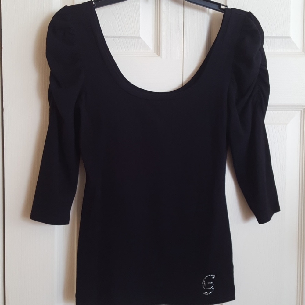 Guess top